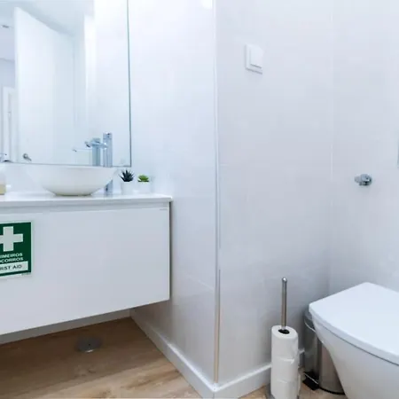 New - Luxury & Bright