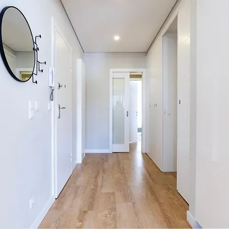 Apartment New - Luxury & Bright *