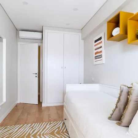 Apartment New - Luxury & Bright