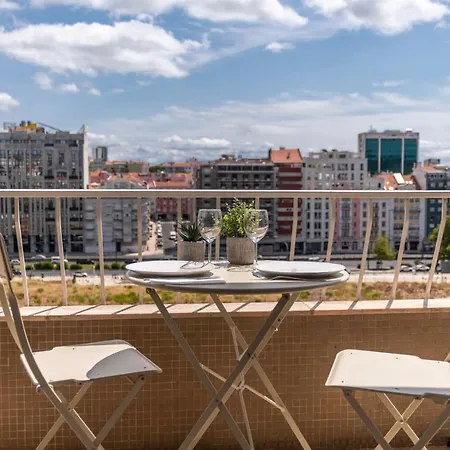 New - Luxury & Bright Lisbon