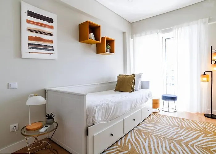 Apartment New - Luxury & Bright